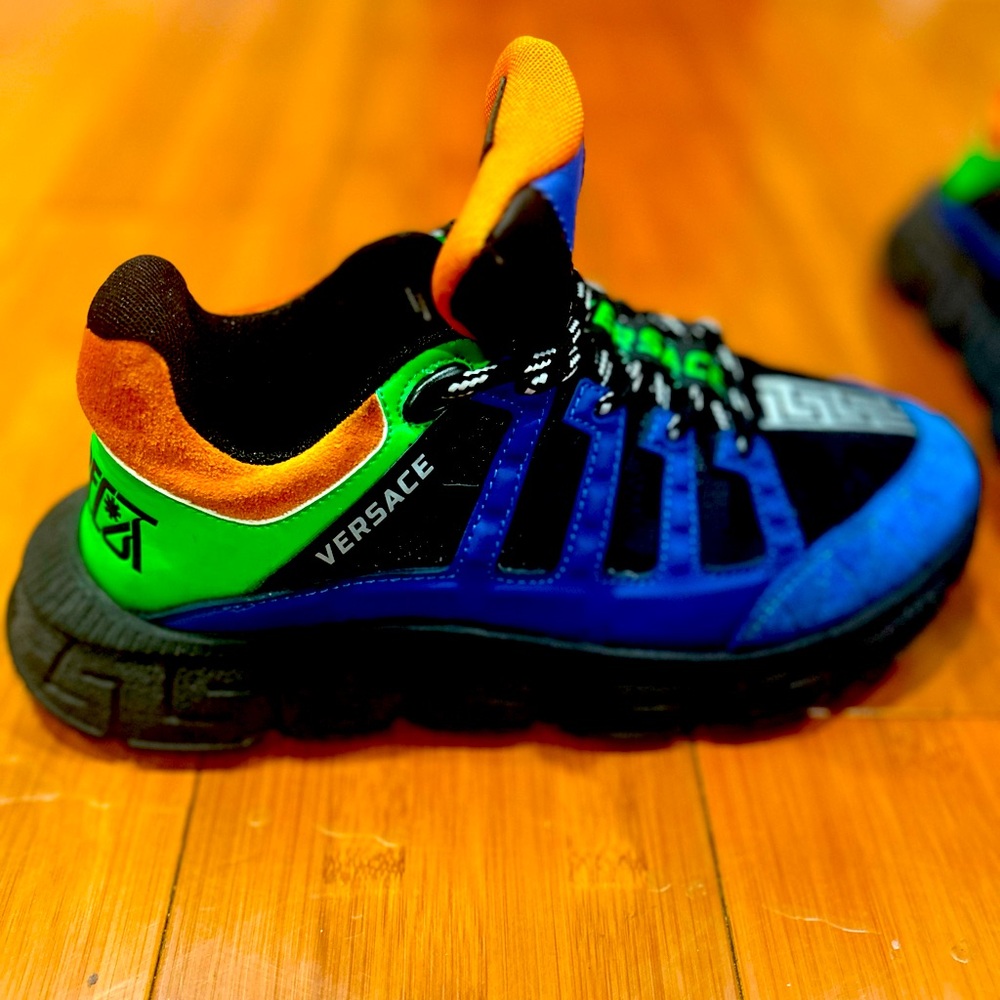 Versace boy sneakers size 38